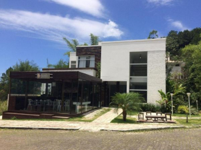 Tangerina Hostel, Florianópolis